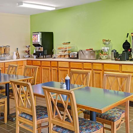 Microtel Inn & Suites By Wyndham Statesville Kültér fotó