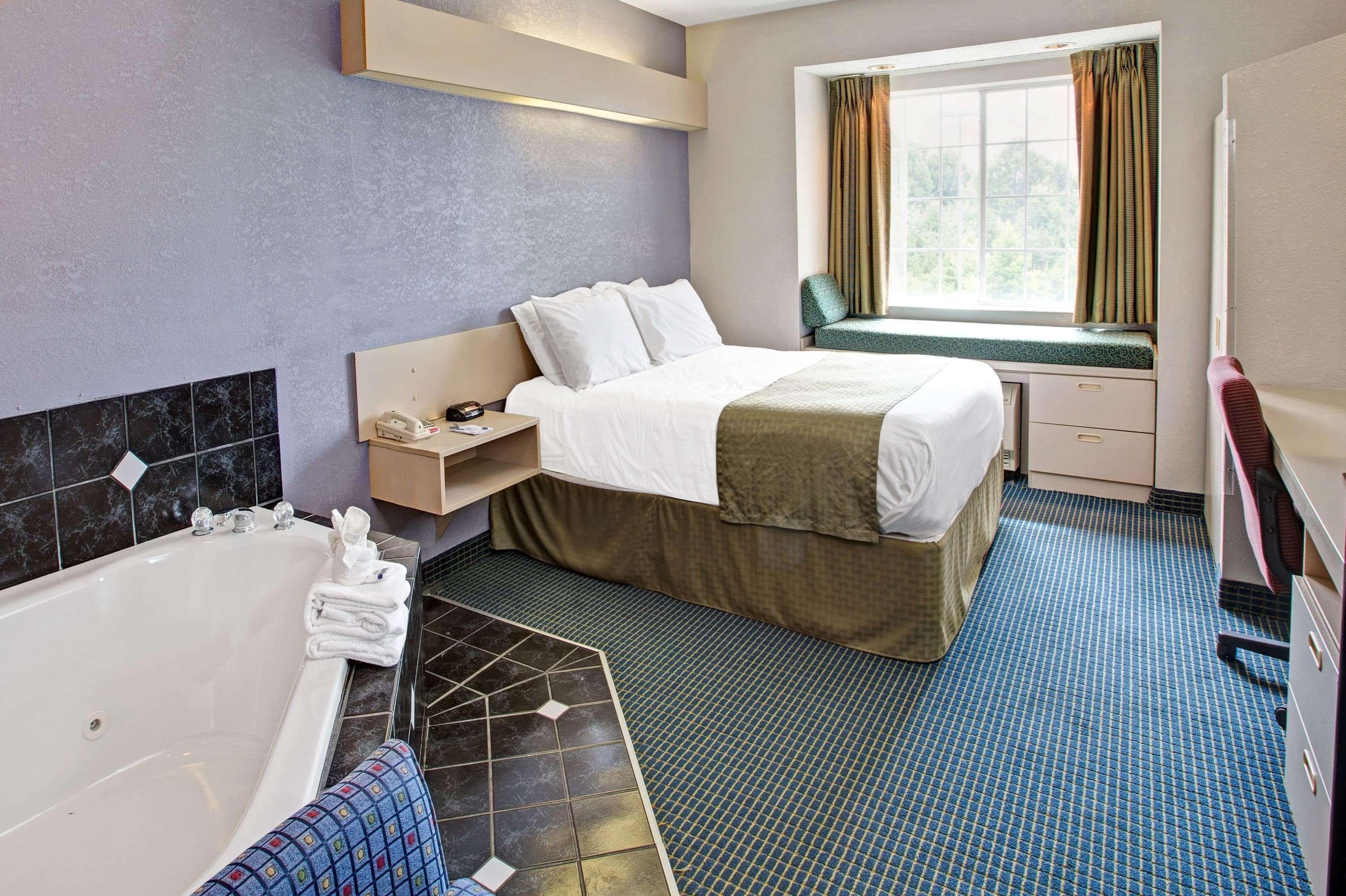Microtel Inn & Suites By Wyndham Statesville Kültér fotó